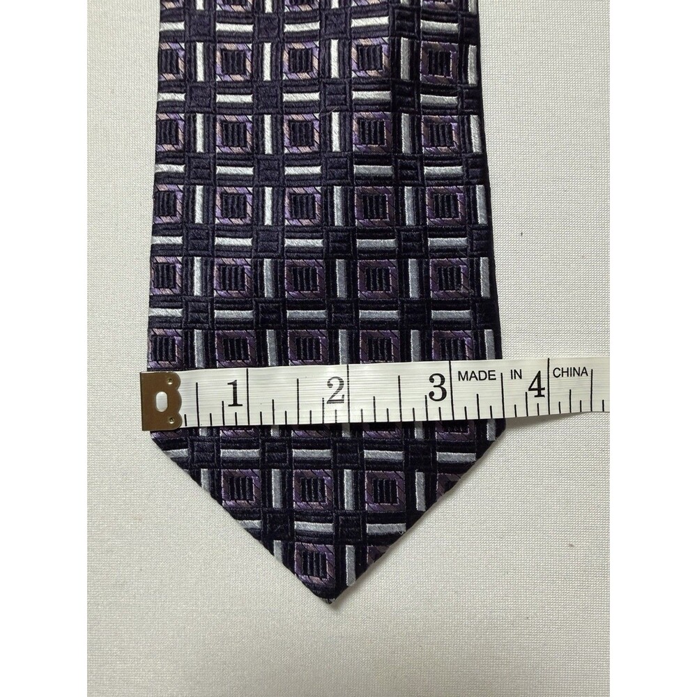 Jos. A. Bank Tie, 100% Silk, Made in Italy, Navy and Purple Men’s Necktie - Picture 6 of 7